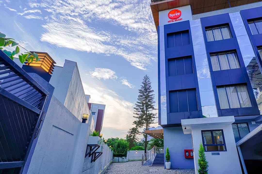 hotel image1