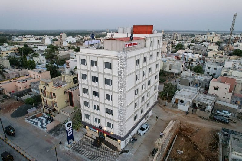 hotel image1
