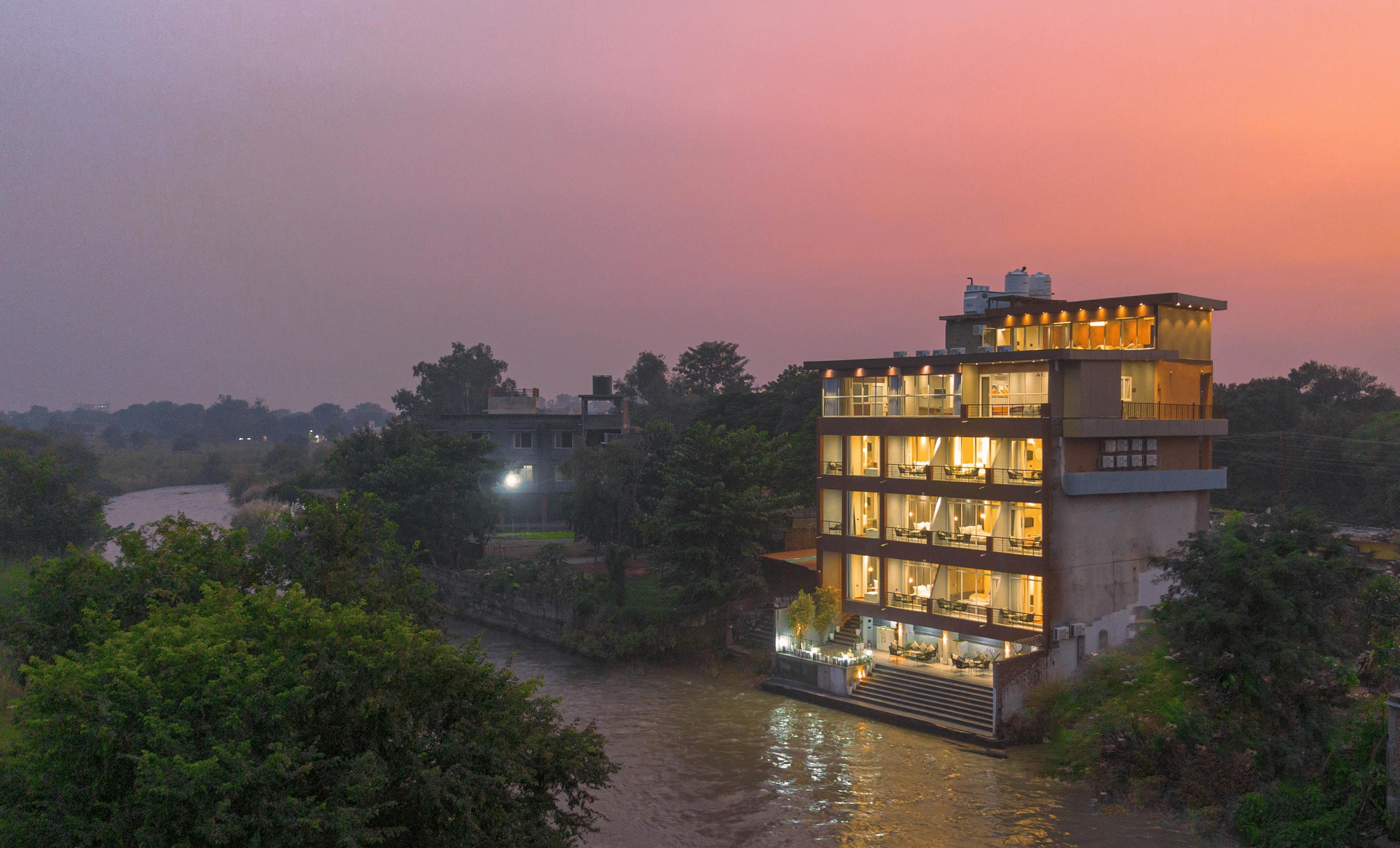 hotel image1