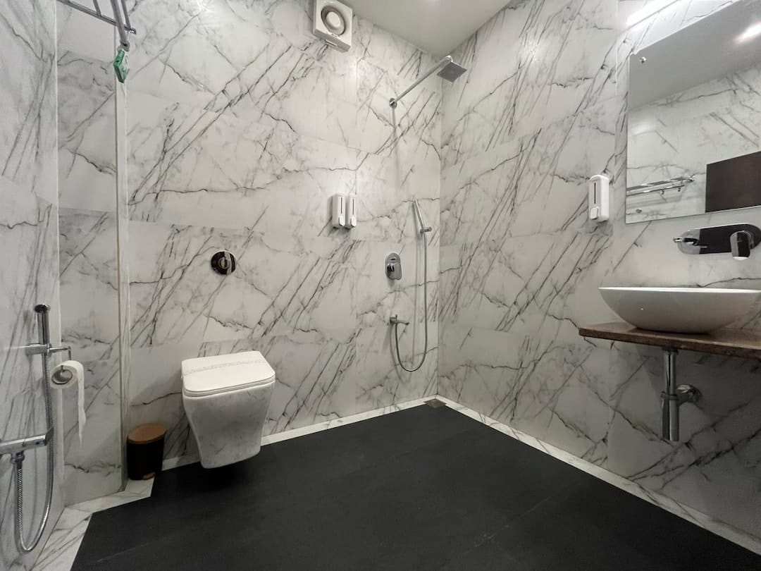 hotel image3