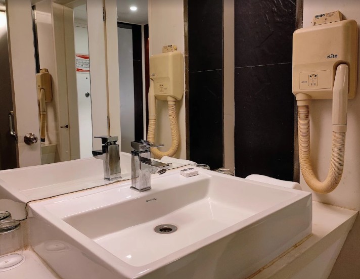 hotel image2