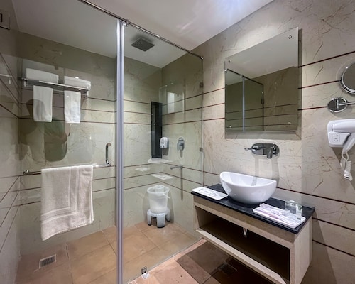 hotel image3