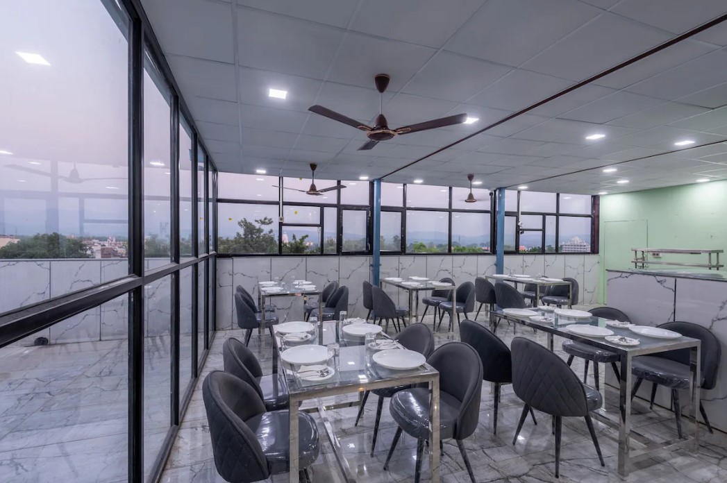 hotel image3