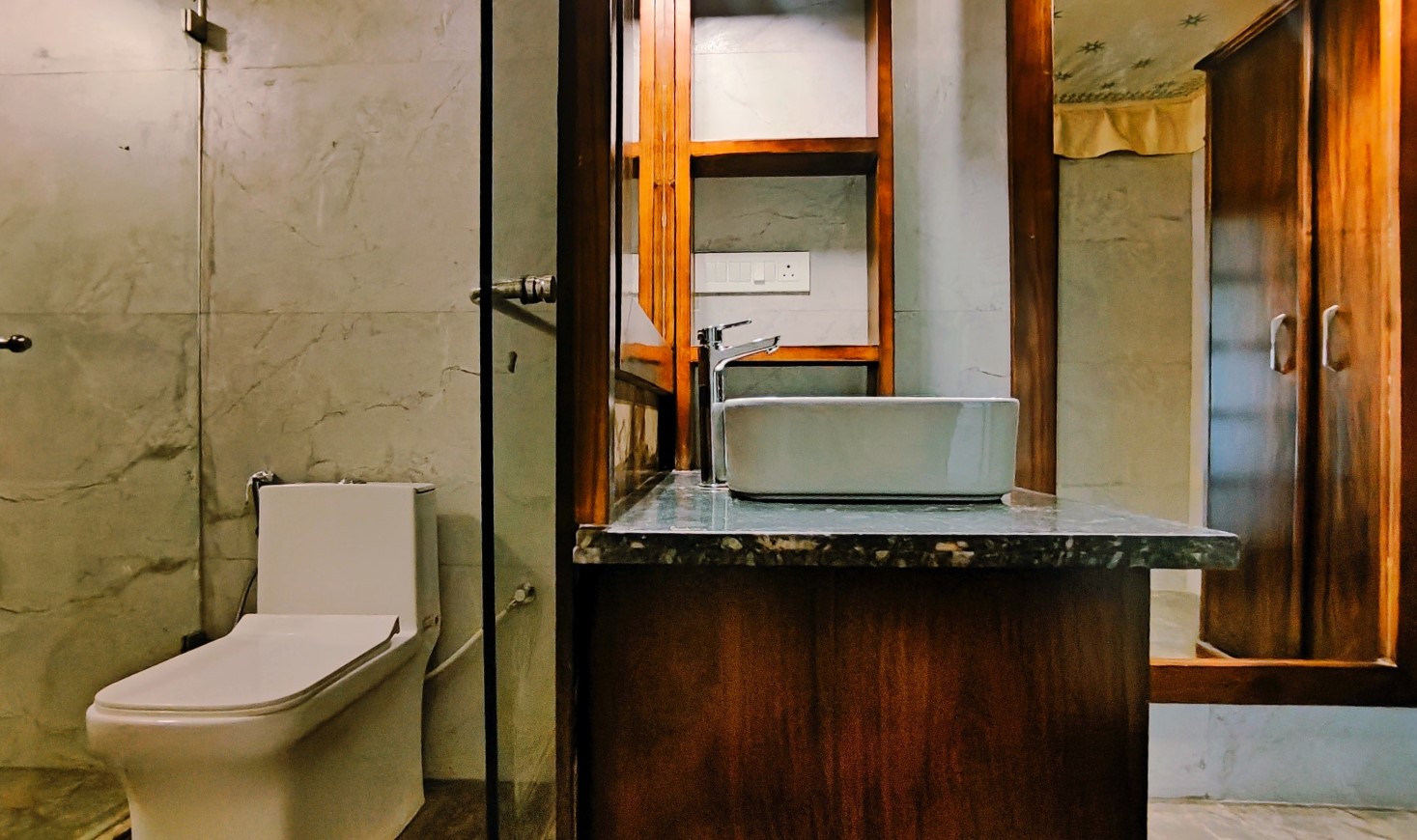 hotel image3