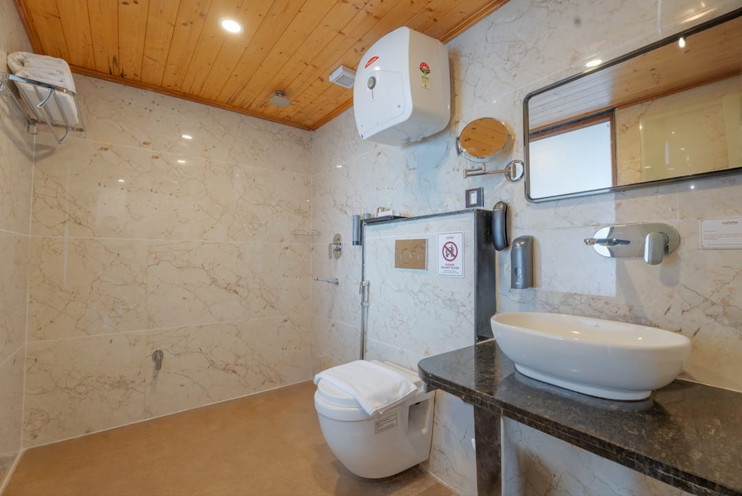 hotel image3